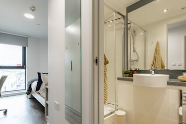 Silver En Suite at New Bridewell, Nelson Street, City Centre, Bristol, BS12BA - Image 13